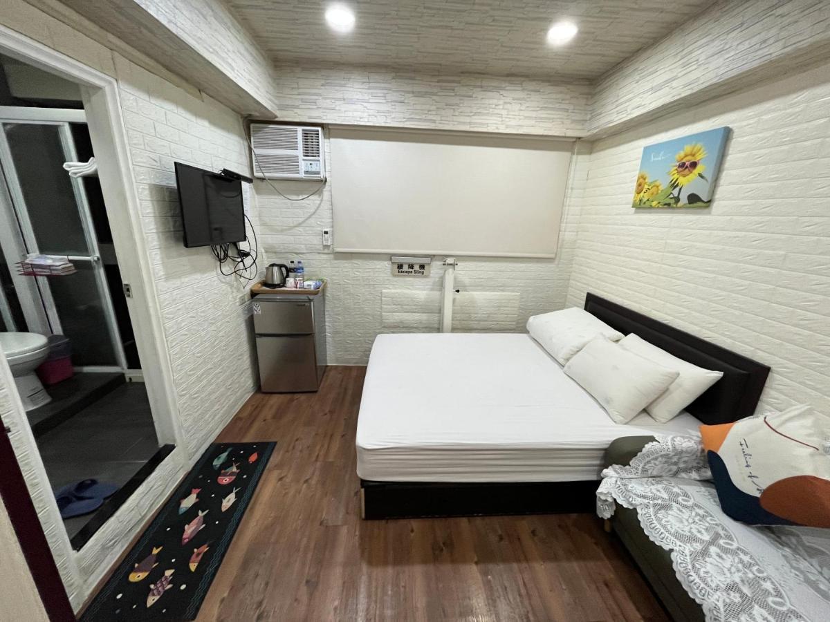 Ez Stay 西門邑居 Taipei Eksteriør billede