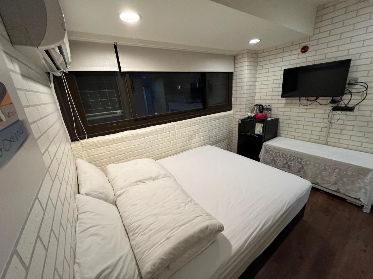 Ez Stay 西門邑居 Taipei Eksteriør billede